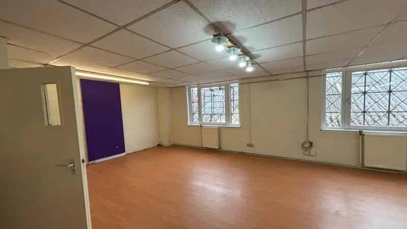 101 Brook Street Warehouse Office Space 10133 sq ft