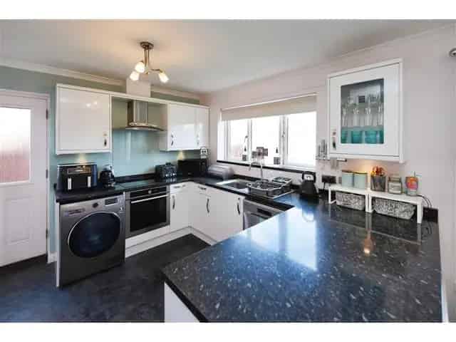 4 Bedroom Detached House for Sale in Coylton