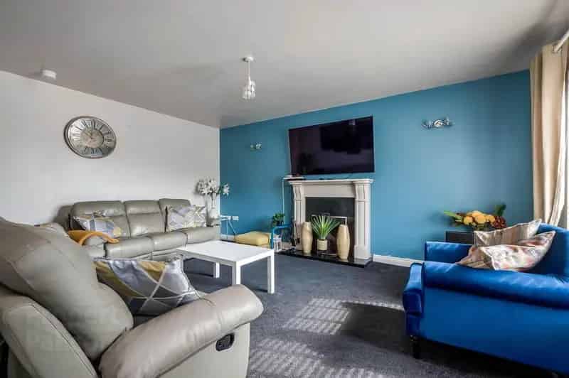 Spacious Detached Family Home Four Bedrooms Two Reception Rooms