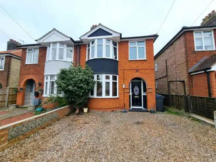 Semi-detached house For Rent in Ipswich, England