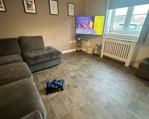 2 Bed Ground Floor Flat New Build Quiet Area