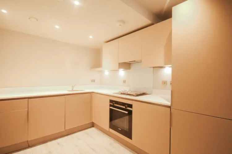 Luxury 1-Bed Apartment Birmingham St Martins Place Hotel Amenities Gym Cinema
