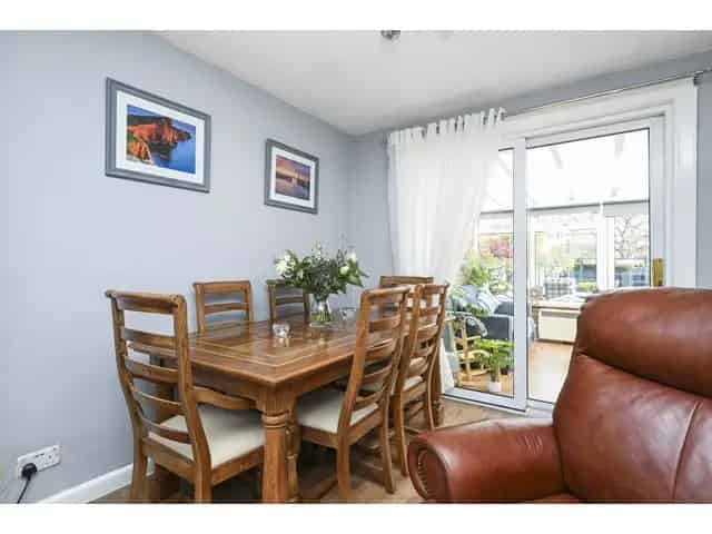 2 Bedroom End-Terraced House for Sale
