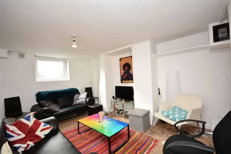 House For Sale , Leeds, England