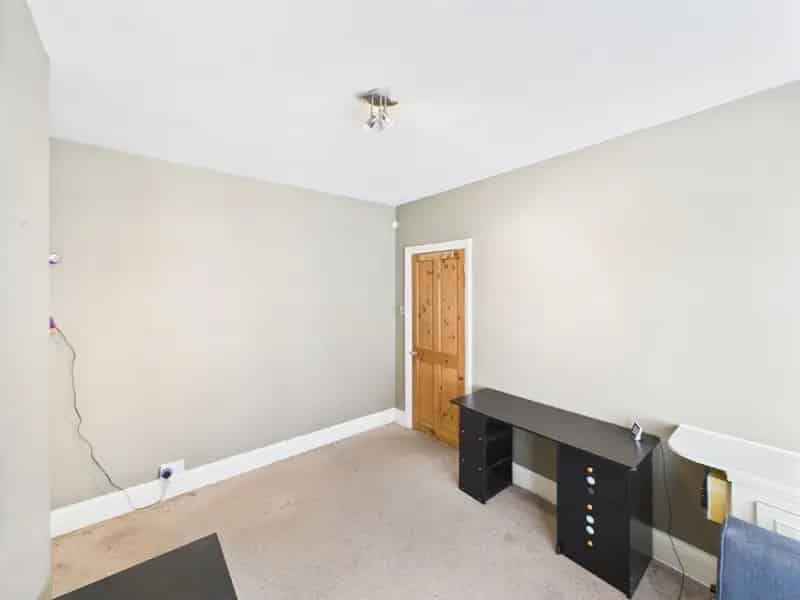 2 Bedroom Victorian House For Sale