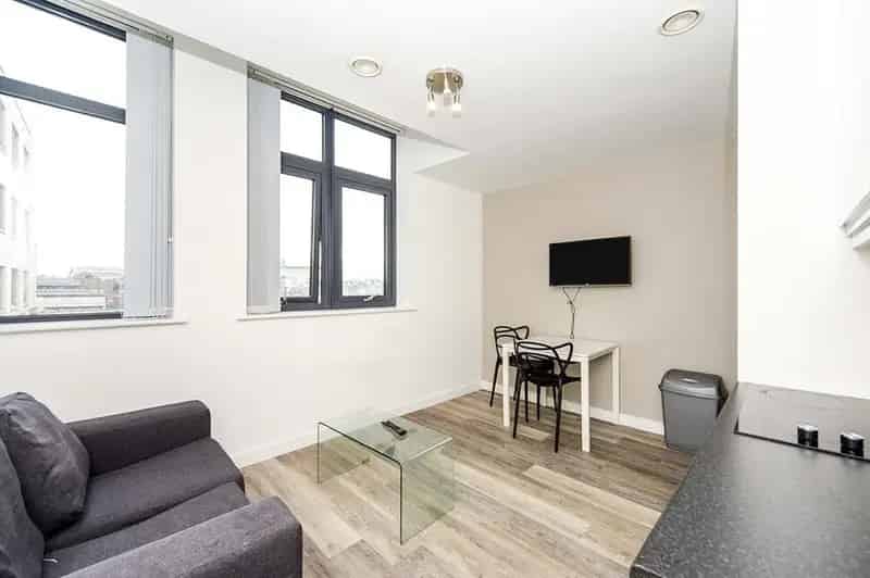 Studio Apartment Liverpool City Centre Zero Deposit Available