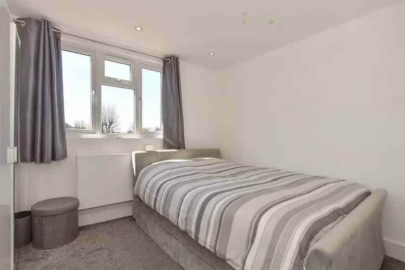 6 Bedroom End of Terrace House for Sale in Leyton
