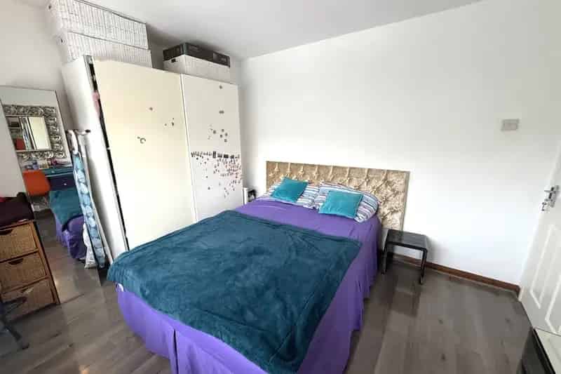 Four Bedroom Semi-Detached House in Enfield - Zero Deposit Available