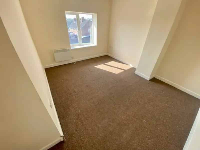 Three Bedroom Upper Floor Flat Belvoir
