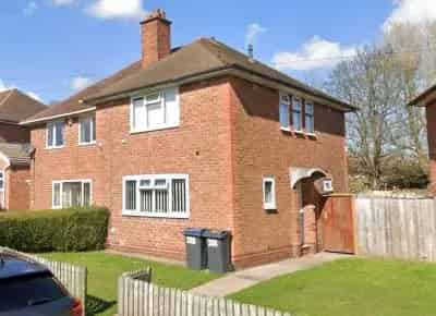 3 Bed House Glebe Farm Tile Cross Yardley