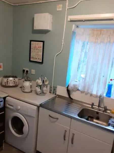 2 Bed House Council Housing - Driveway & Garden