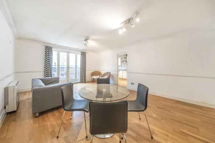 Two Bedroom Riverside Apartment near Clapham Junction