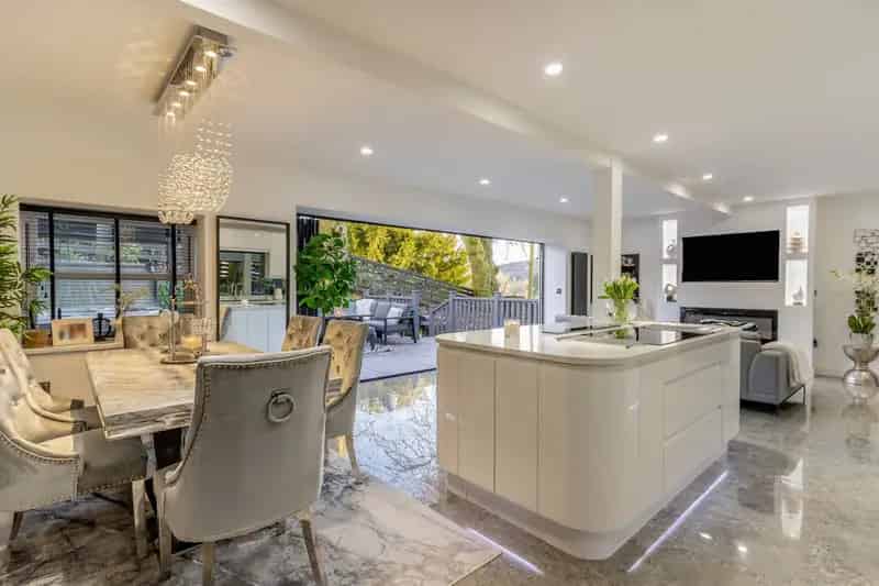 5 Bedroom Detached House with Annexe For Sale in Blaenavon