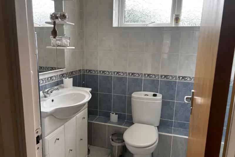Three Bedroom House in Tring - Available Late July