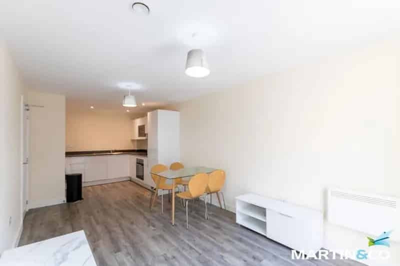 2 Bedroom Apartment to Rent in Digbeth