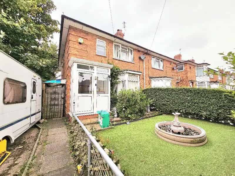 3 Bedroom Semi-Detached House for Sale