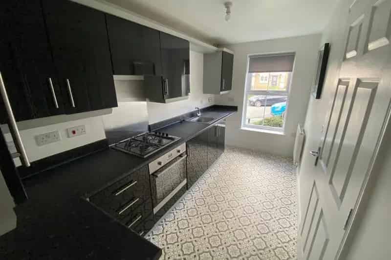 3 Bedroom End Terrace House in Leasowe
