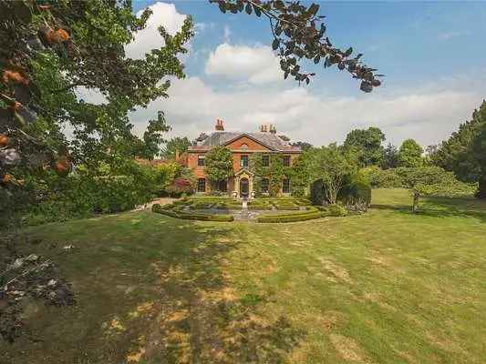 Hurst, Berkshire, RG10 0RB | Property for sale | Savills