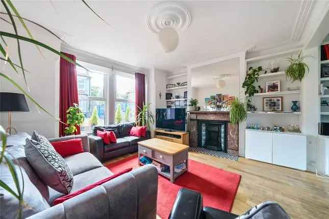 Four Bedroom End Terrace House for Sale in Coldfall Avenue