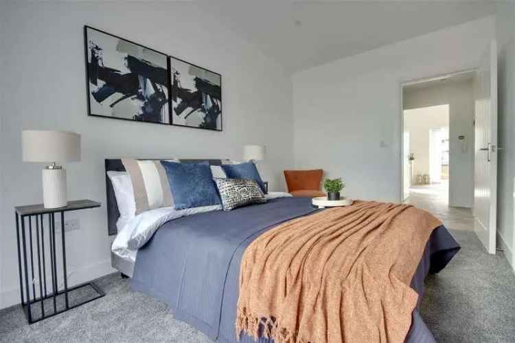 2 Bed Marina View Flat New Build Apartment for Sale