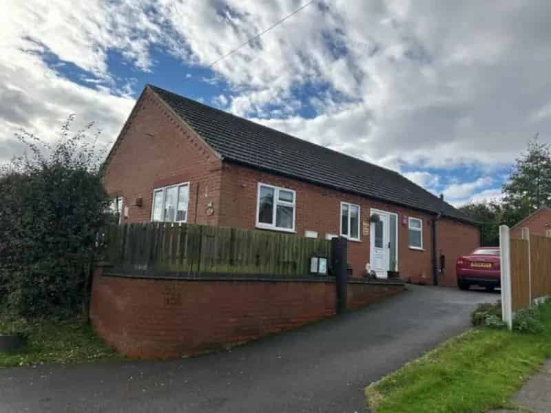 2 Bedroom Bungalow To Rent Available 06102025