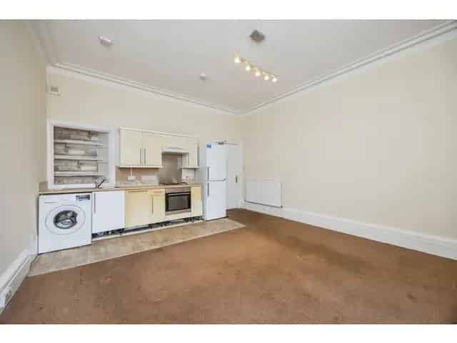 3 Bedroom City Centre Flat for Sale