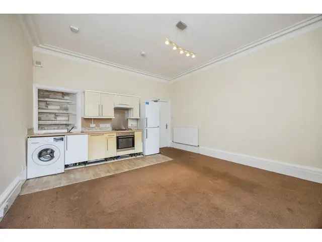 3 Bedroom City Centre Flat for Sale