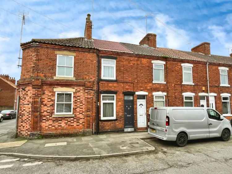 2 bedroom terraced house for sale