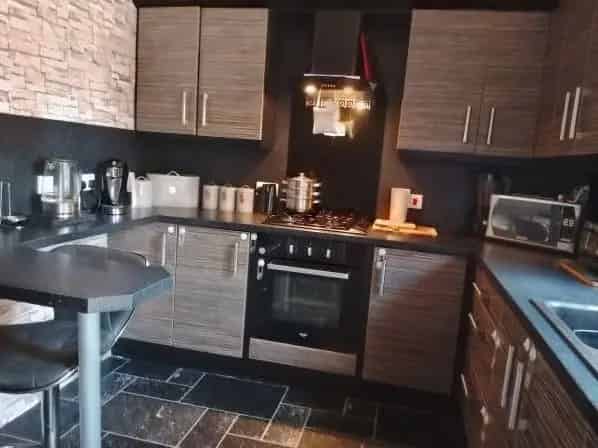4 Bedroom House For Sale Great Neighbors Spacious Family Home