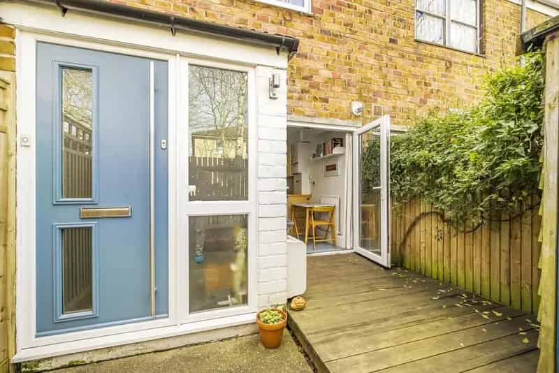 Spacious Duplex Maisonette near Top Schools and Transport