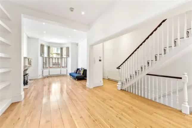Five Bedroom Victorian Townhouse for Sale in Fulham SW6