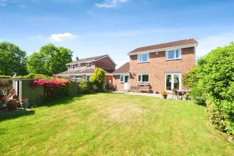 3 Bed Detached House in Wigginton