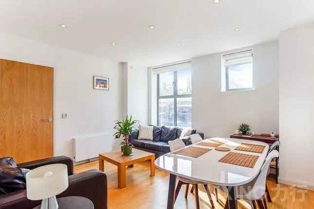 4 Bed House with Roof Terrace Hammersmith W14