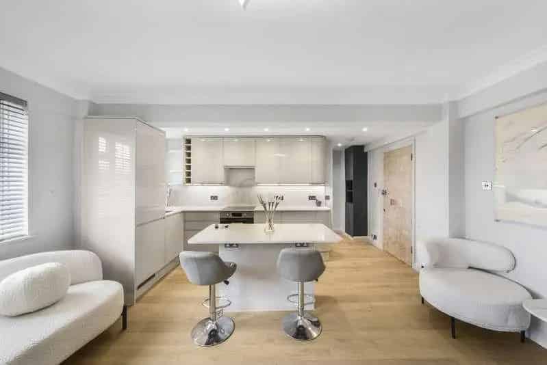 1 Bed Flat for Sale Cash Buyers Hammersmith Chiswick