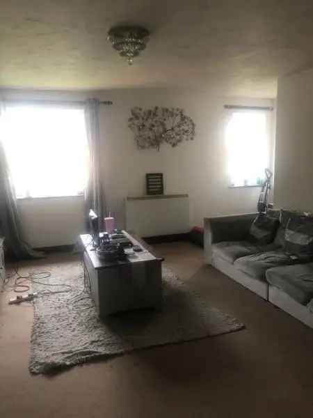 Flat For Rent in Norwich, England