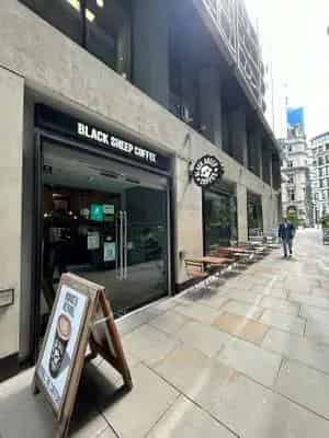 Commercial Property to Rent in City of London