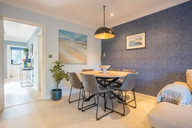 3 Bedroom Terraced House for Sale in Canford Cliffs