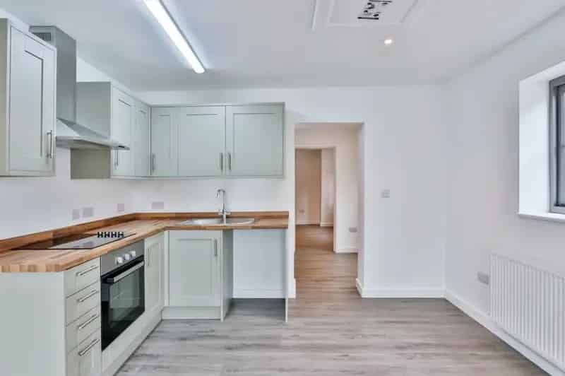 Ground Floor Apartment Near Boscombe Beach