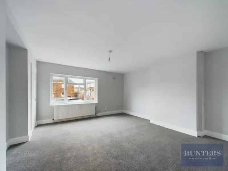 3 Bedroom House For Sale - Newly Renovated Family Home