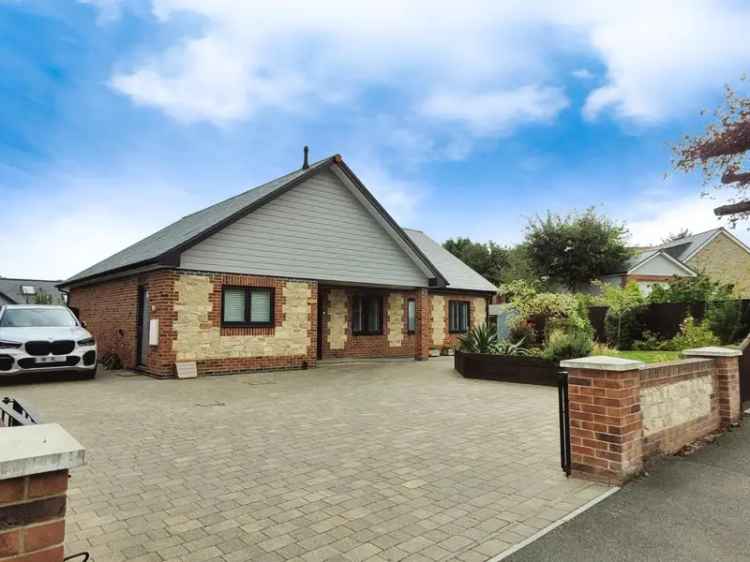 Detached Bungalow for sale with 3 bedrooms, Binstead, Isle of Wight