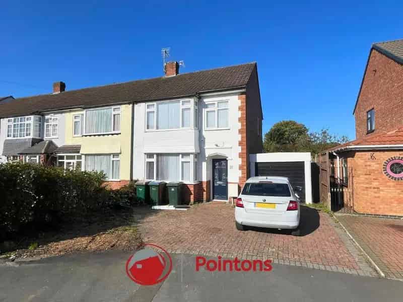 3 Bedroom Semi Detached House For Sale No Onward Chain