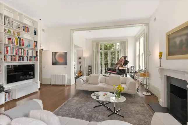 Maisonette for sale in The Little Boltons, Chelsea SW10