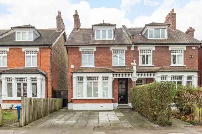 Property for sale in Grove Park, Camberwell, London SE5