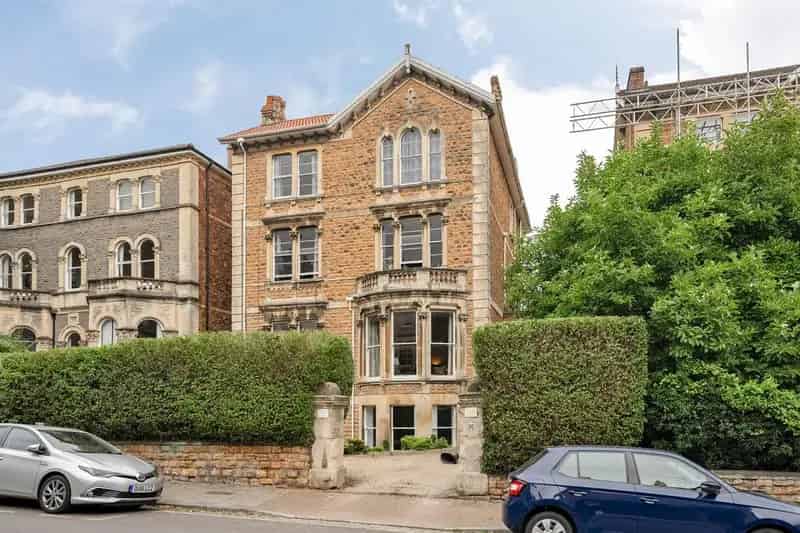 3 Bedroom Flat to Rent