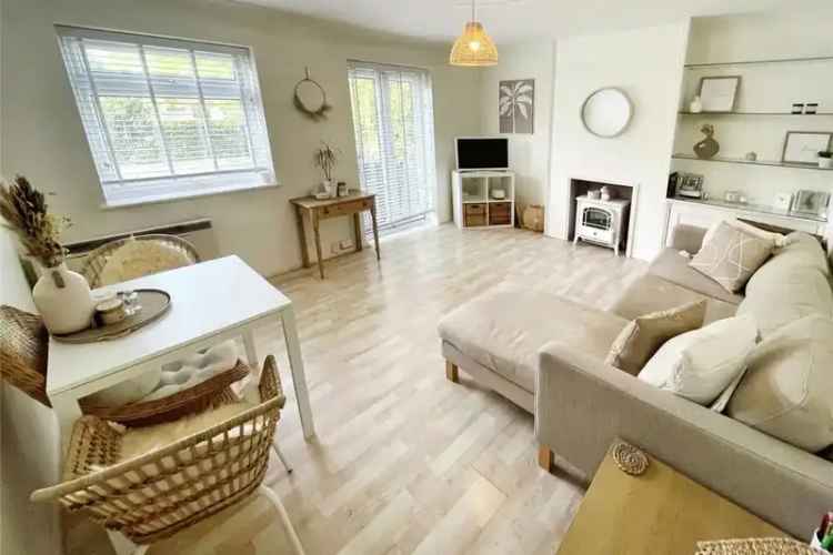 1 Bedroom Flat for Sale in Barton Court BR2