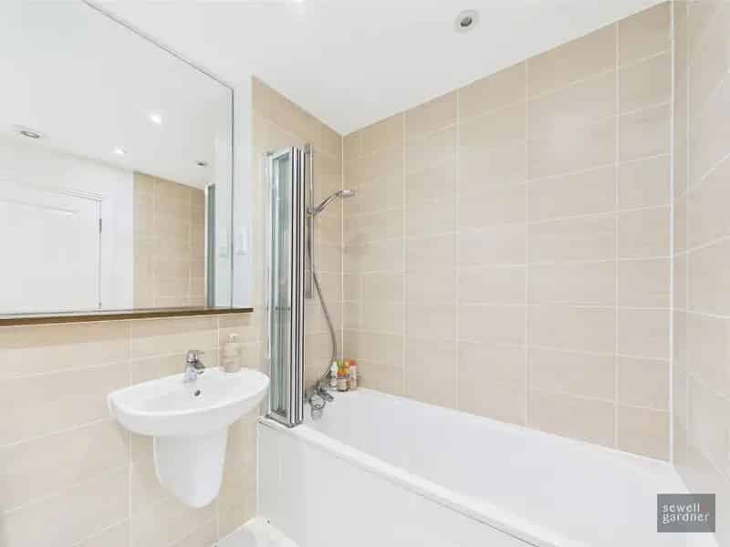 3 Bed House for Sale in Croxley Green