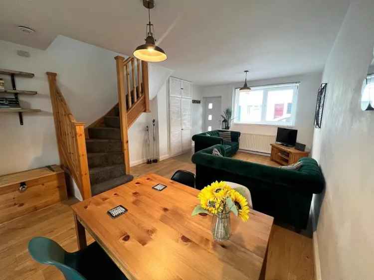 2 bedroom terraced house for sale