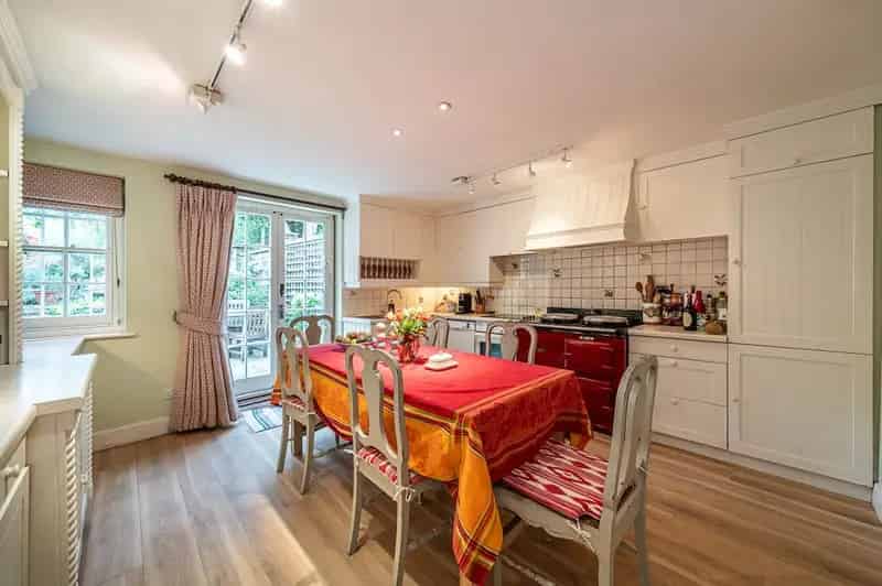 4 bedroom house for sale