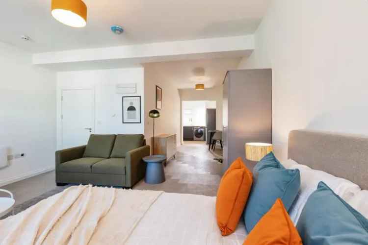 Spacious Apartment in Bath's Oldfield Park - Perfect for First-Time Buyers and Investors