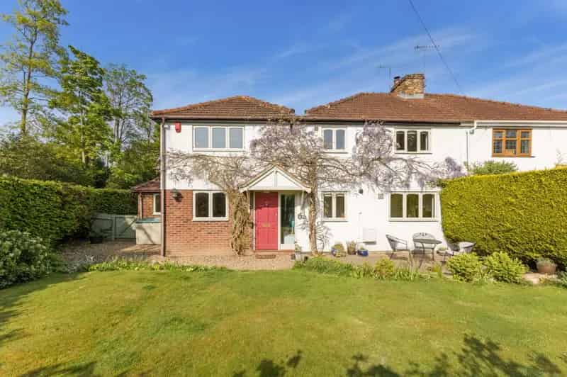 4 Bedroom Semi-Detached House for Sale
